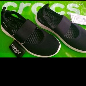 BUNDLE 2 NEW PAIRS! Crocs*Literide Mary Janes & Crocs*Reviva Slides +FREE GIFT